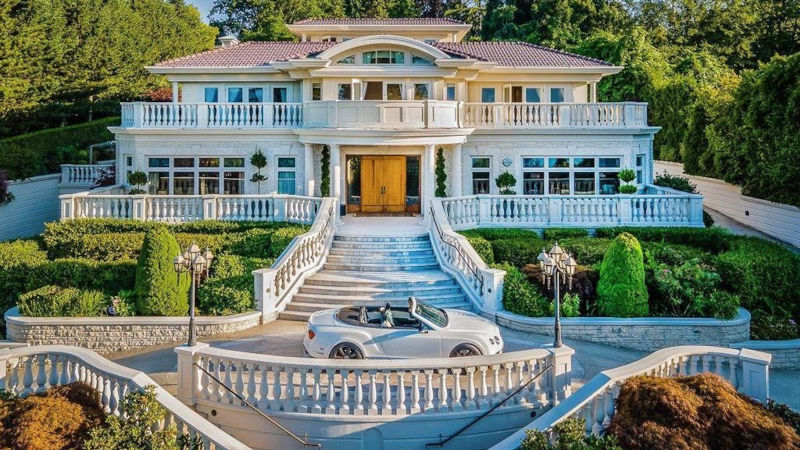 ROYAL PACIFIC LIONS GATE REALTY